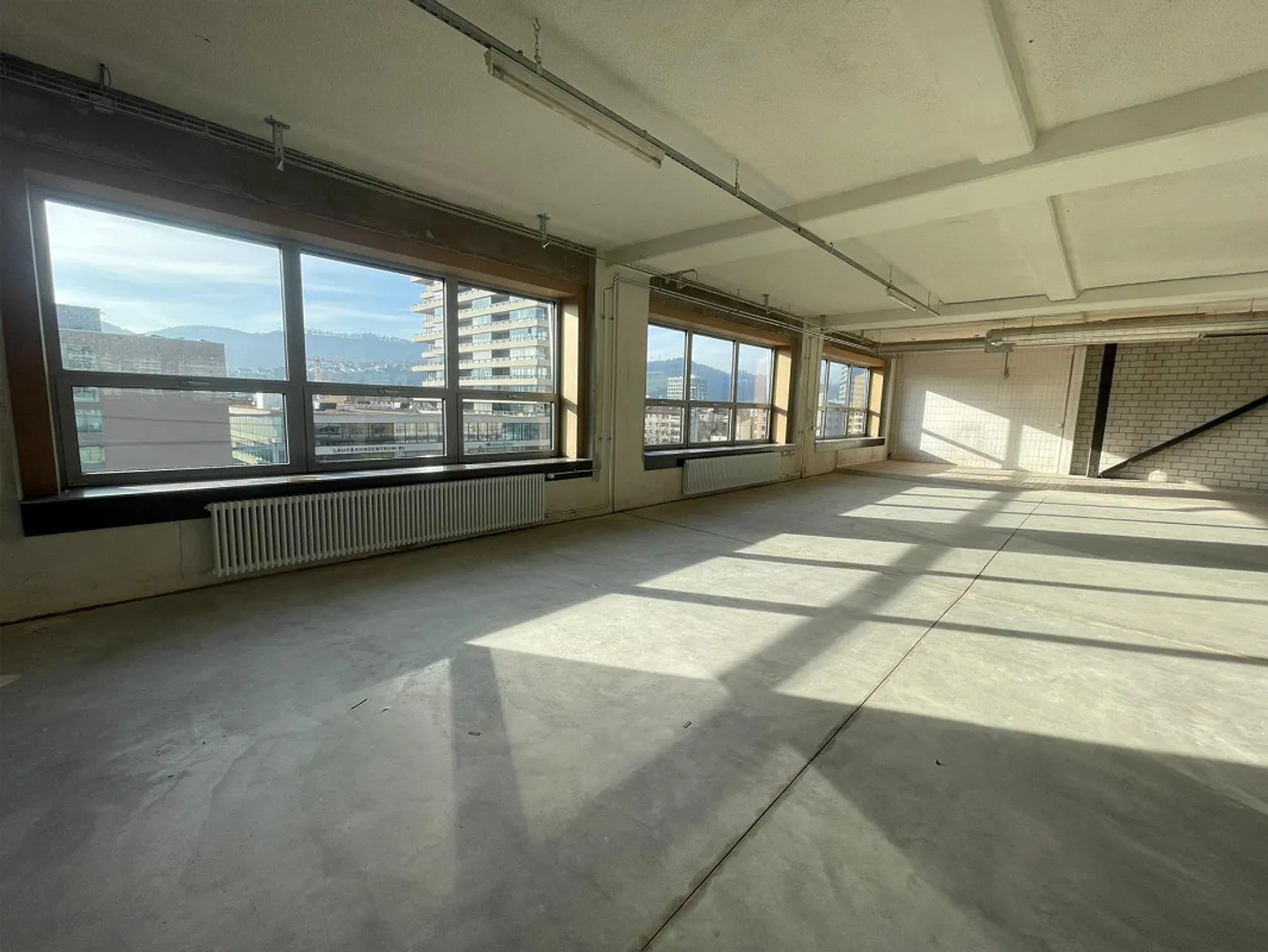 Commercial space in "Zentrale Pratteln" - make your dreams come true - Photo 4 of 5