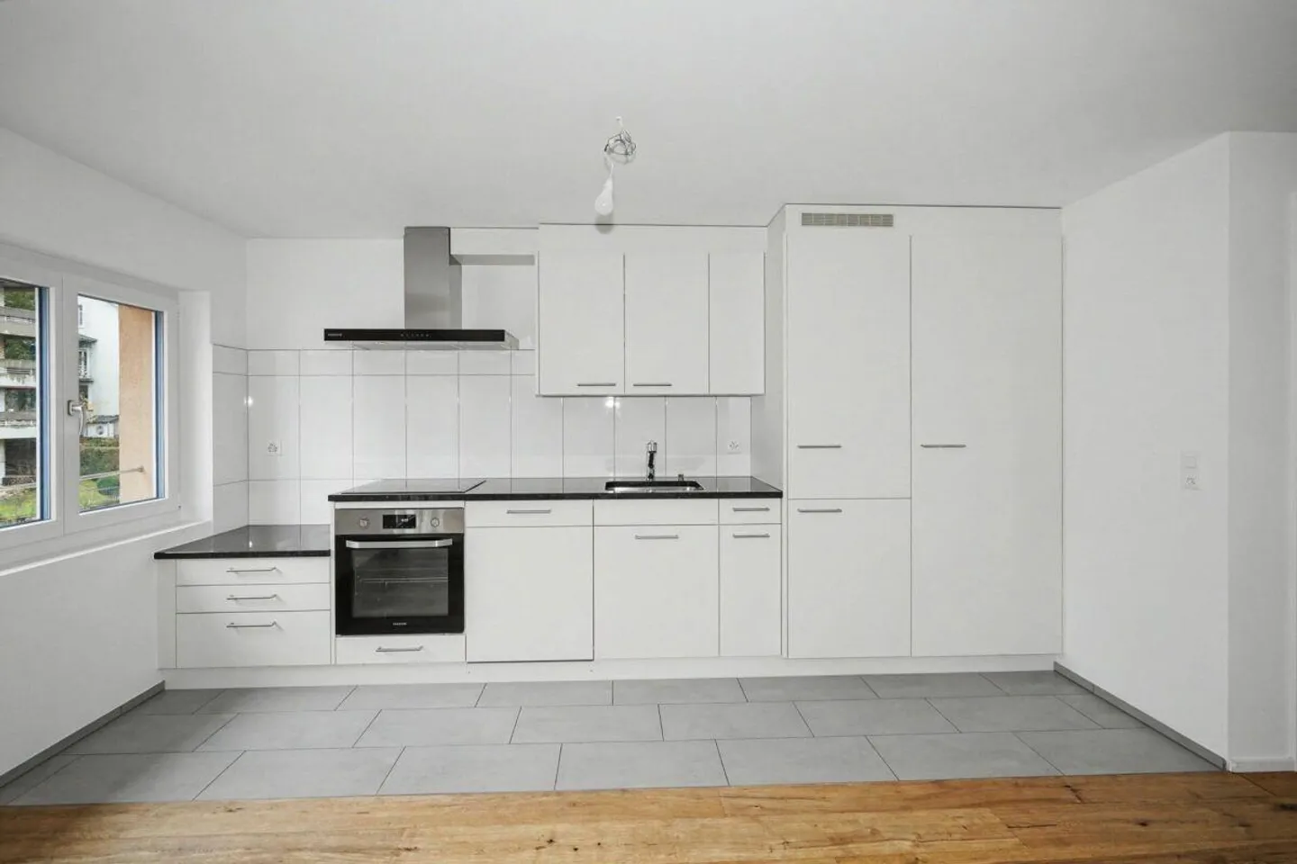 Moderne Attikawohnung in Binningen - Foto 2 von 6