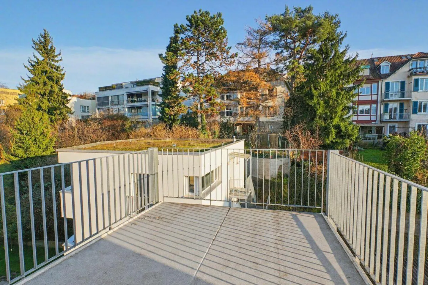 Moderne Attikawohnung in Binningen - Foto 4 von 6