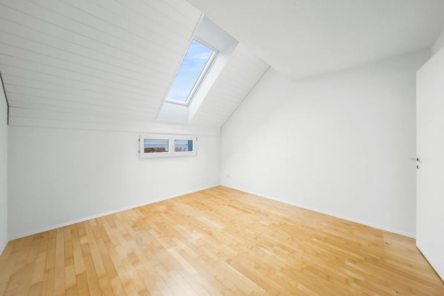Maisonette spacieuse avec balcons - Photo 11 sur 13
