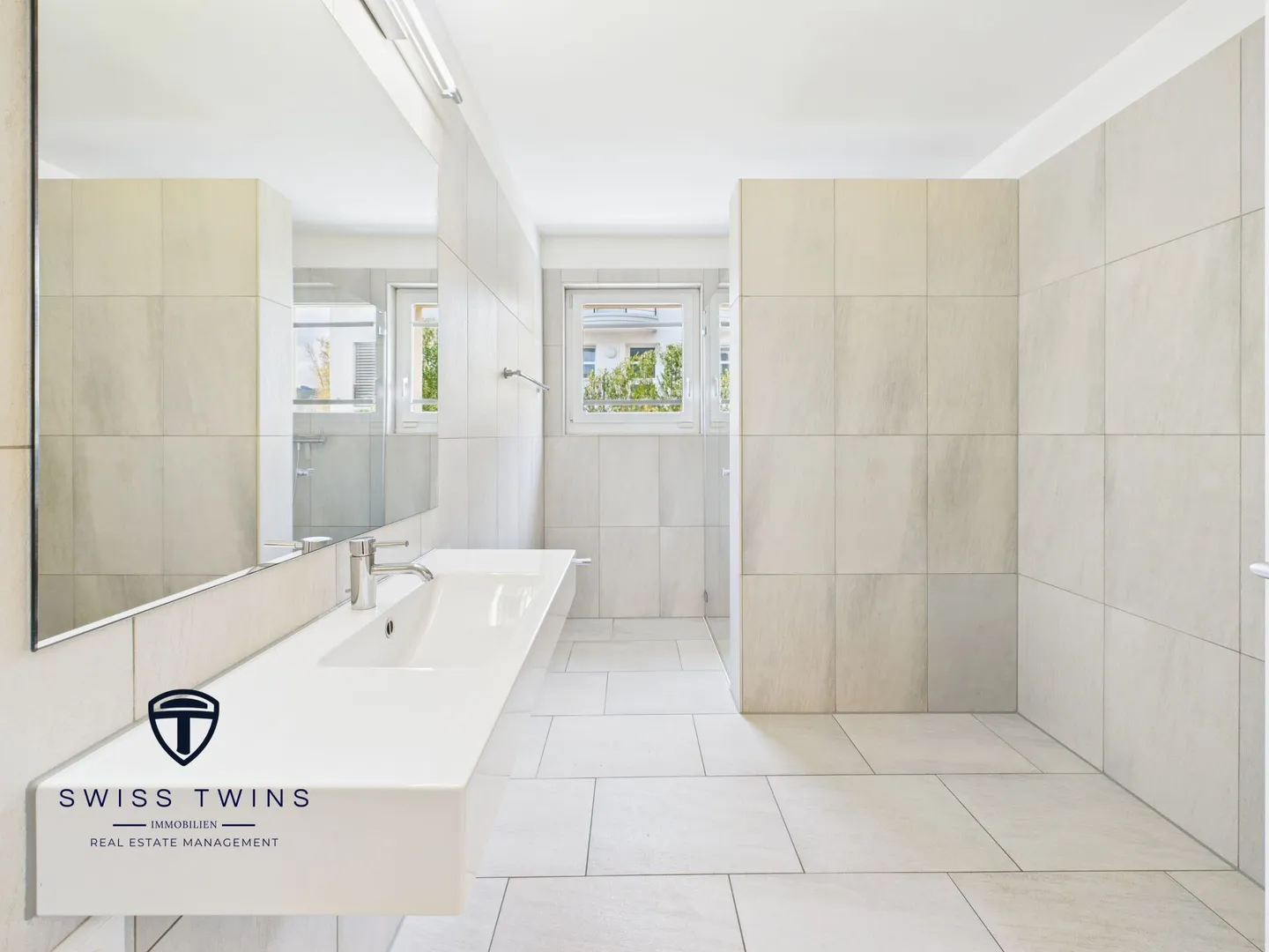 Esperienza abitativa spaziosa e moderna con vista mozzafiato a Sonnenberg - Foto 7 di 22