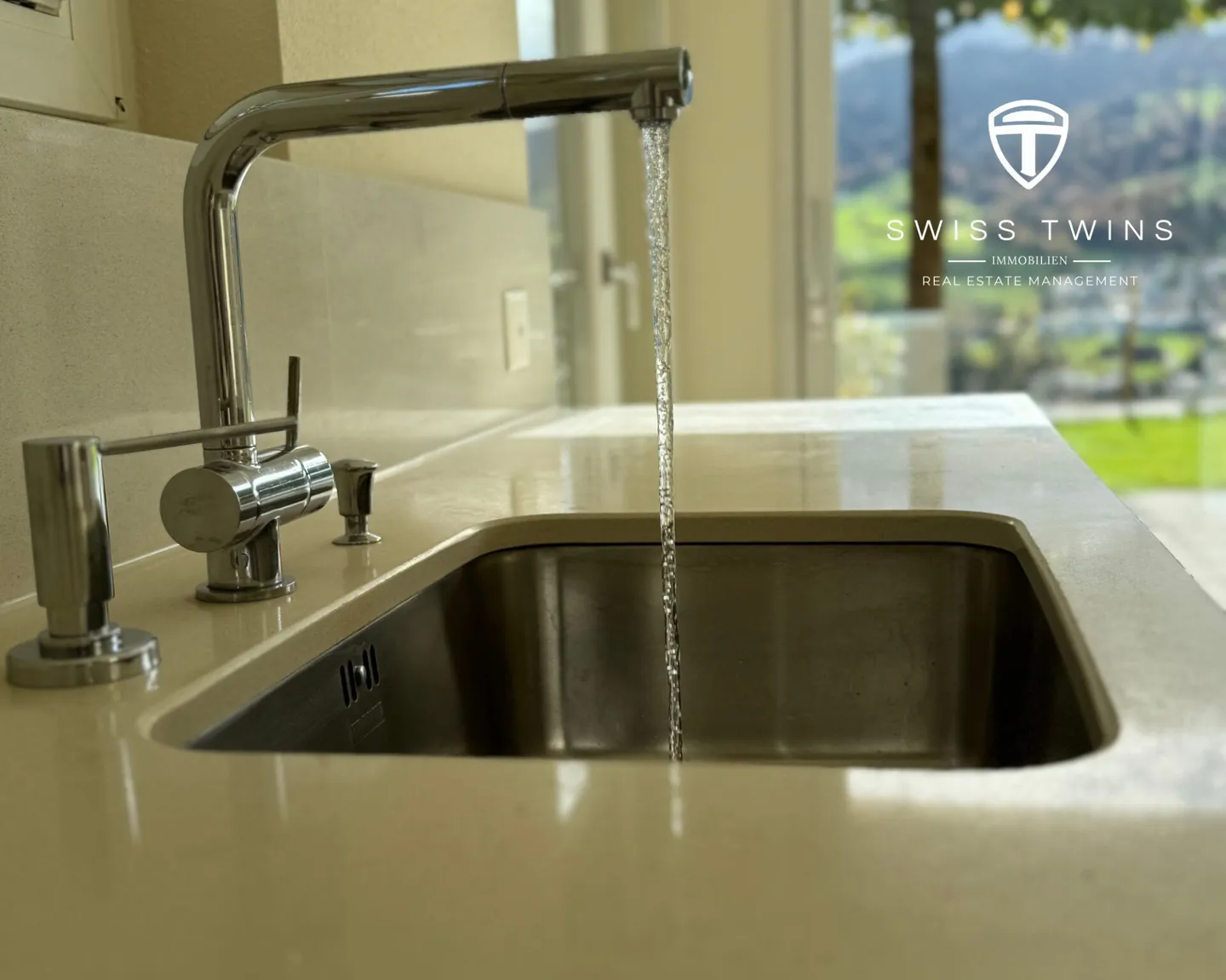 Esperienza abitativa spaziosa e moderna con vista mozzafiato a Sonnenberg - Foto 9 di 22