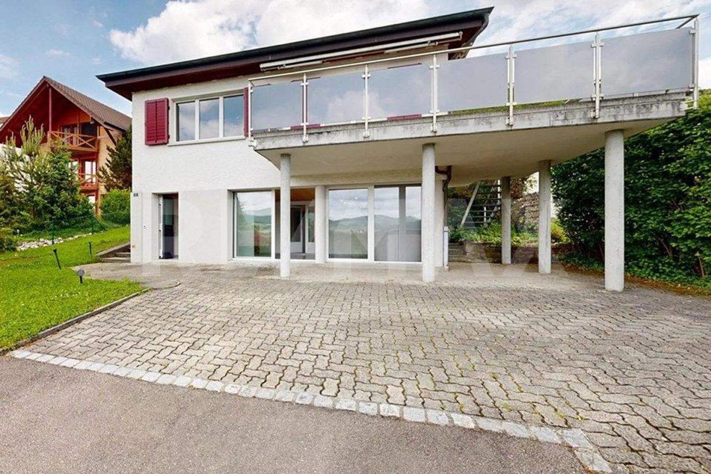 Maison individuelle de 5 pièces avec pergola couverte et jardin d'hiver - Photo 7 sur 13