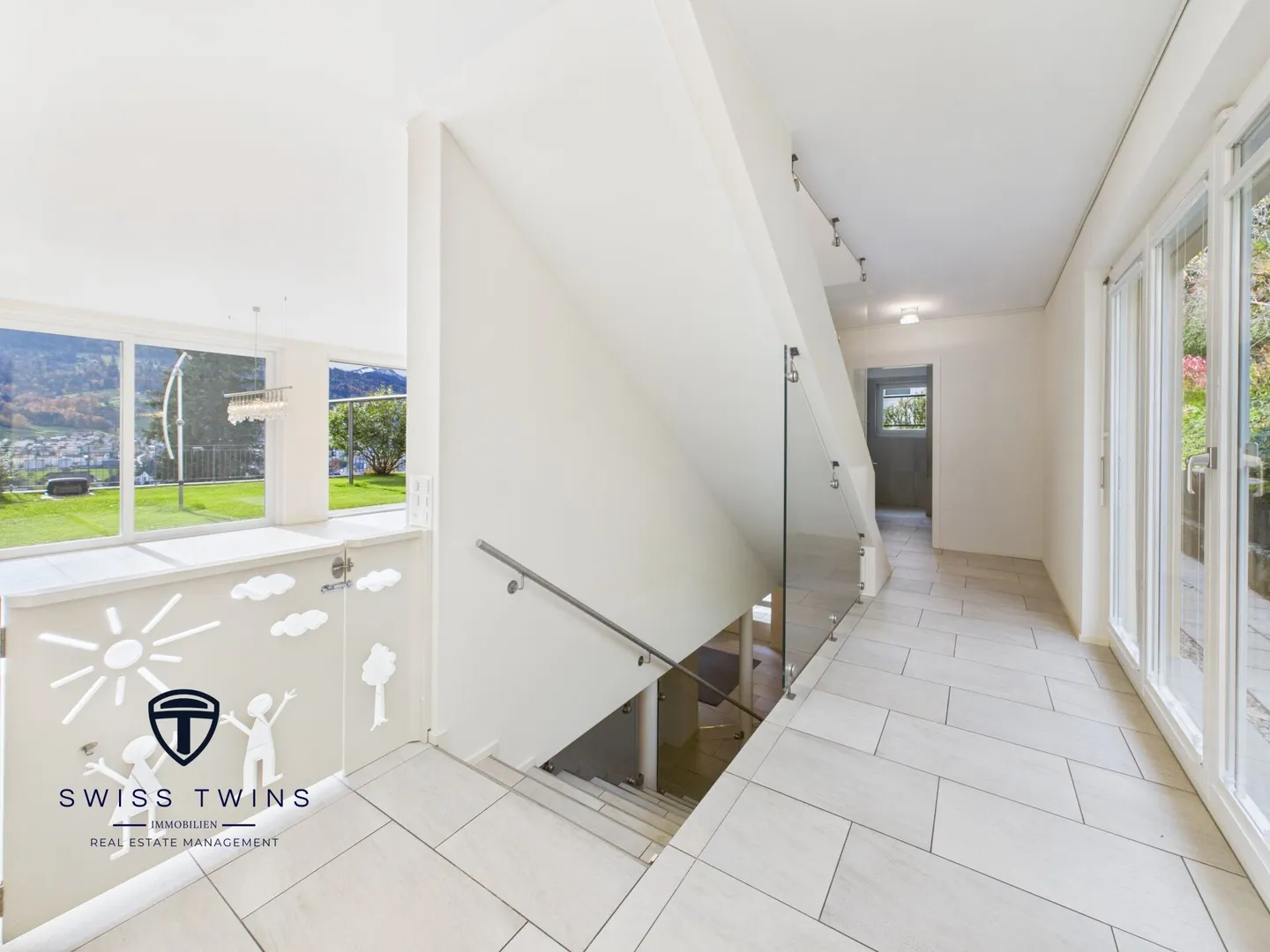 Esperienza abitativa spaziosa e moderna con vista mozzafiato a Sonnenberg - Foto 11 di 22