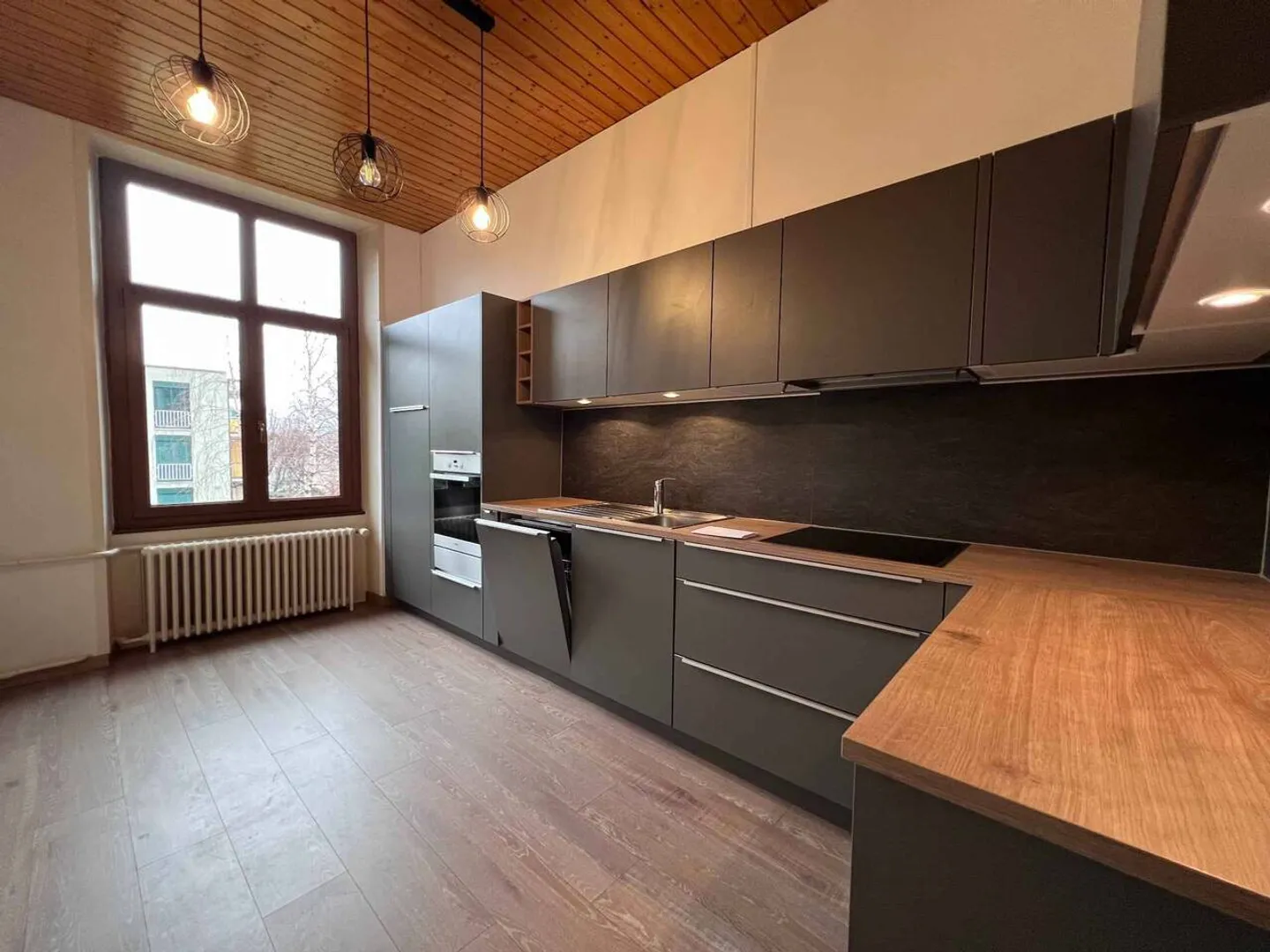 Geräumige Wohnung mit großer Terrasse - Foto 10 von 13
