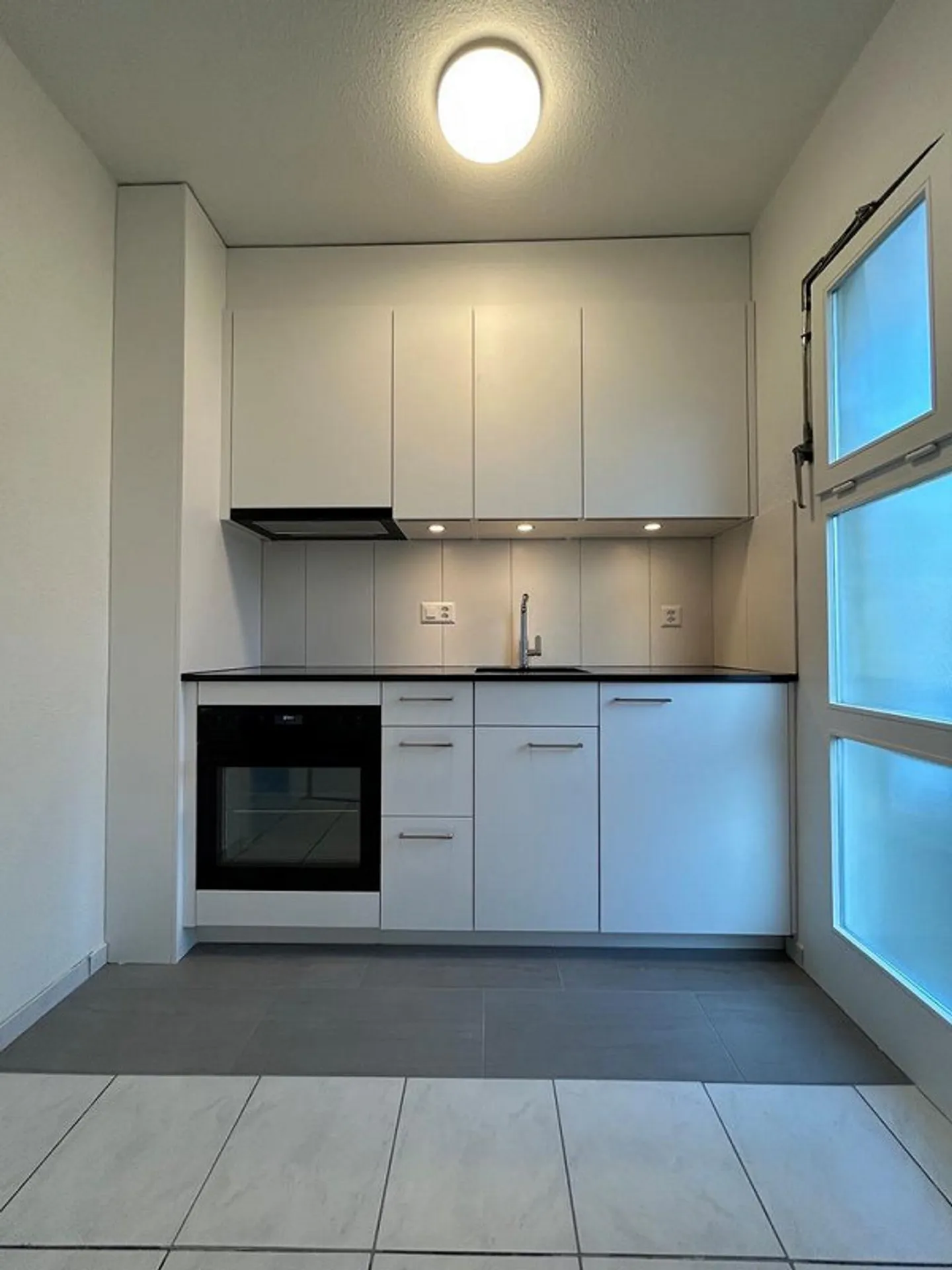 Appartamento 1 camera da letto in affitto in una posizione centrale - Foto 2 di 5
