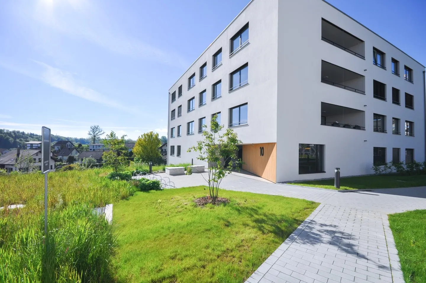 Appartement 3,5 pièces au rez-de-chaussée - Photo 2 sur 6