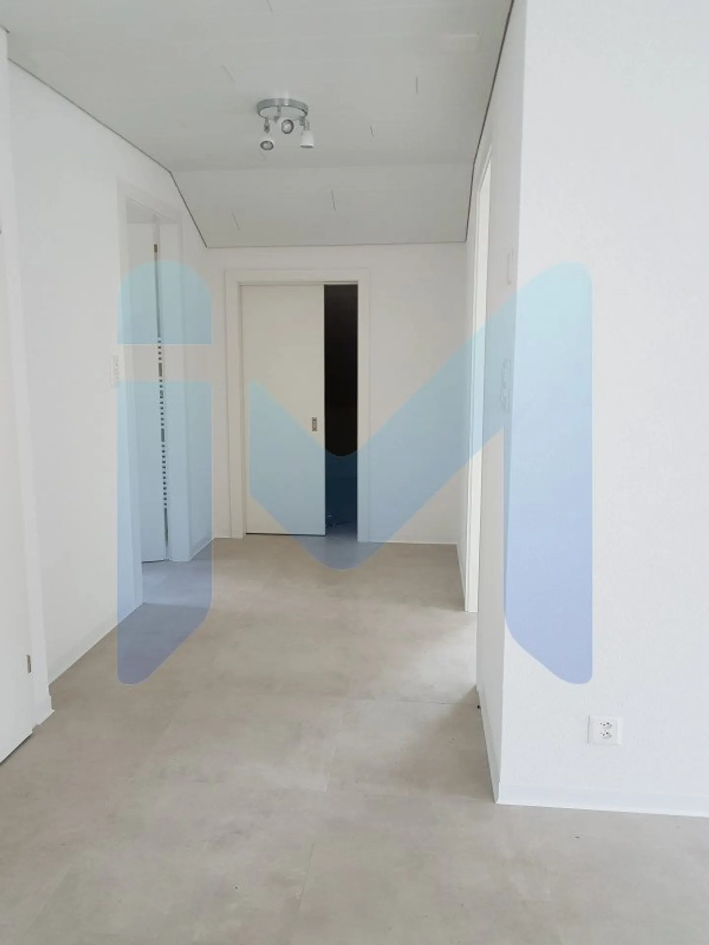 2.5 room apartment with large terrace - Photo 6 of 8