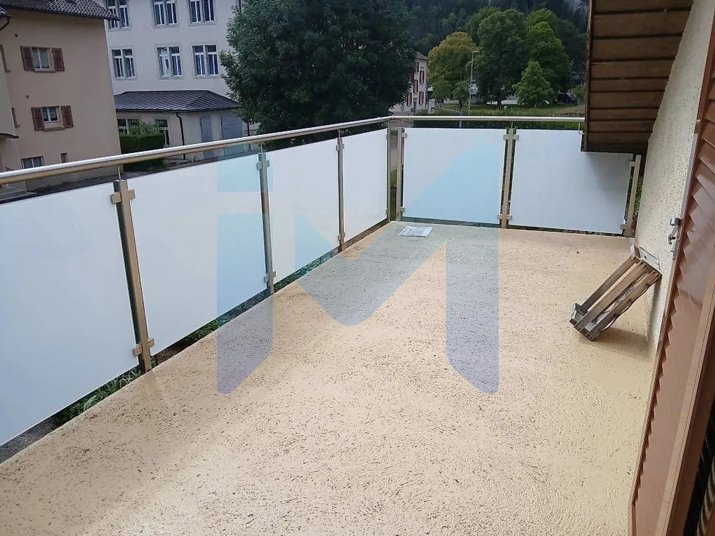 2.5 room apartment with large terrace - Photo 7 of 8