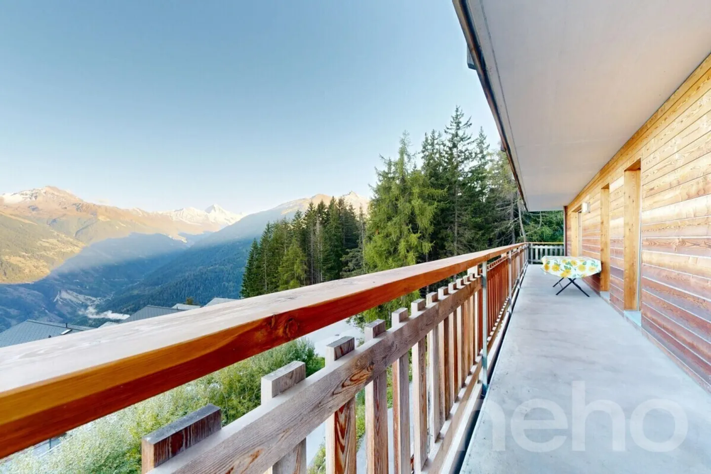 Magnificent apartment with terrace 50m² facing the peaks - Photo 1 of 12