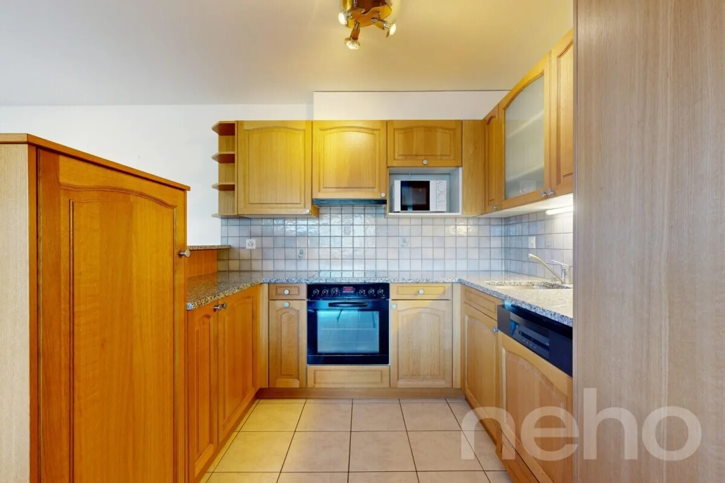 Magnificent apartment with terrace 50m² facing the peaks - Photo 5 of 12