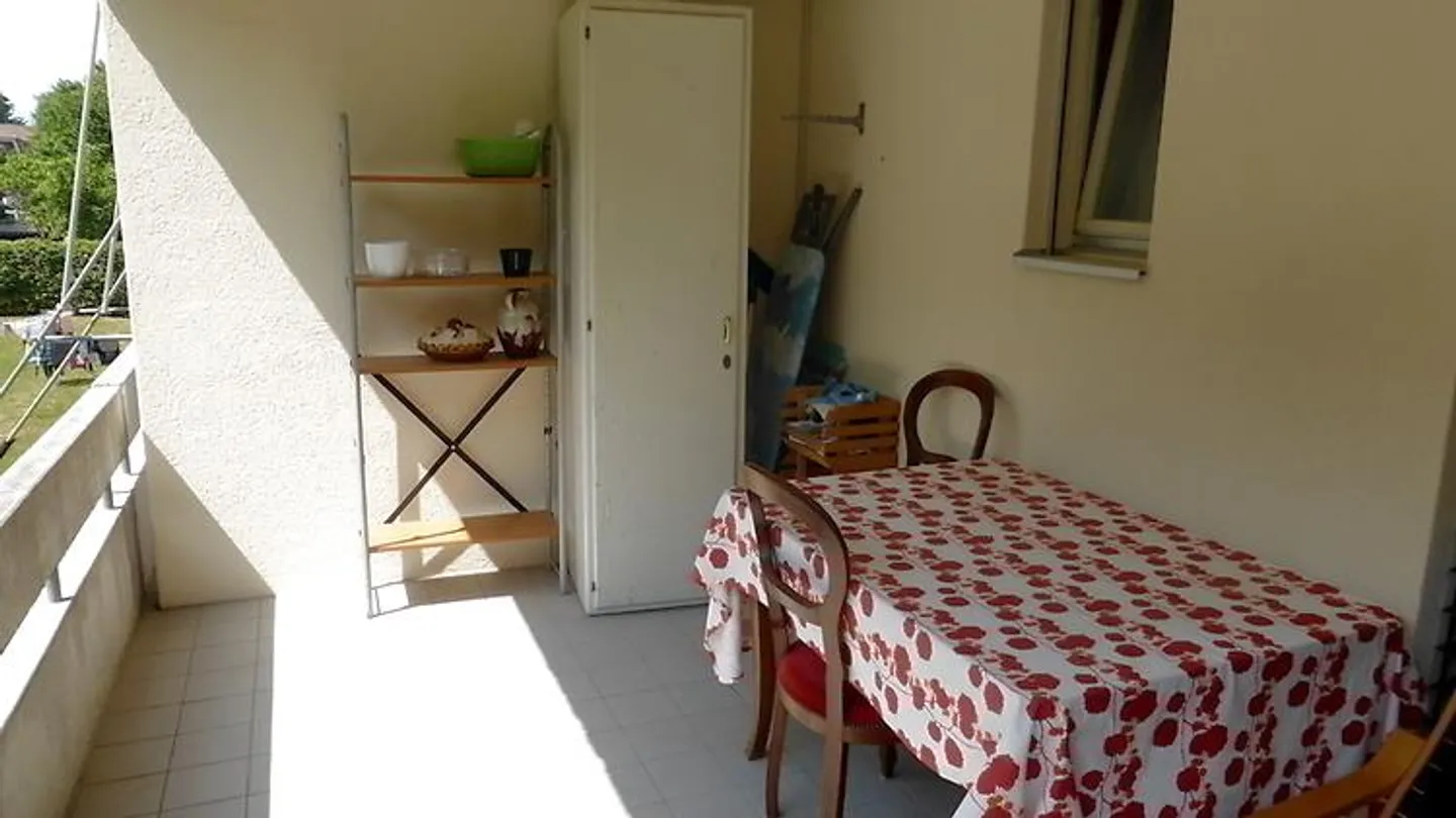 APPARTEMENT 1½ PIÈCE À KIRCHBERG (BE), MEUBLÉ - Photo 6 sur 9