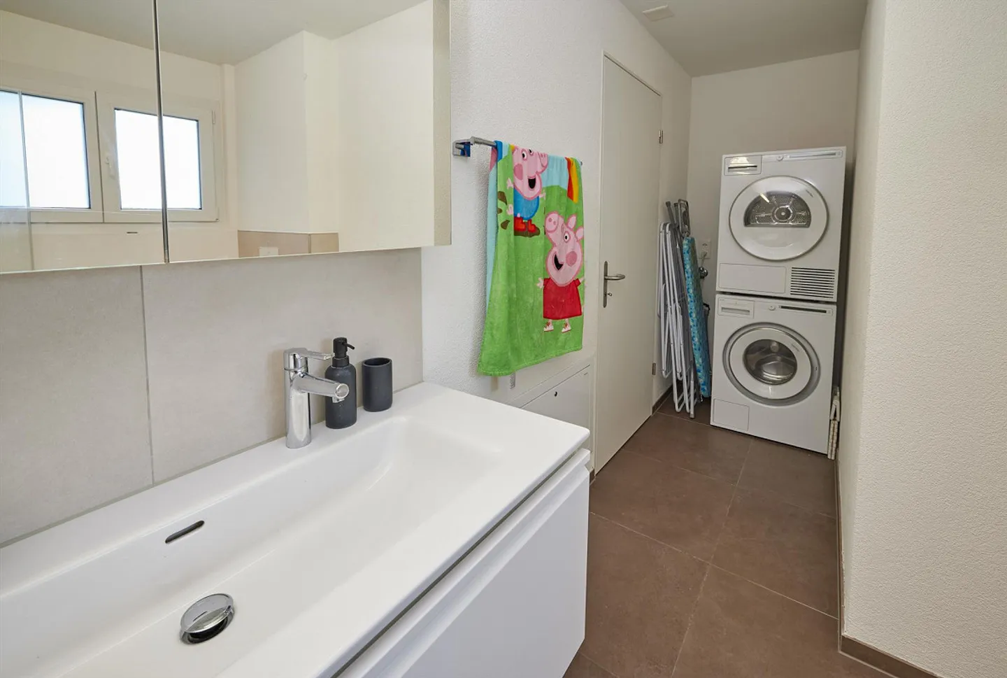 Moderne Wohnung mit Garten in Dotzigen - Foto 16 von 26