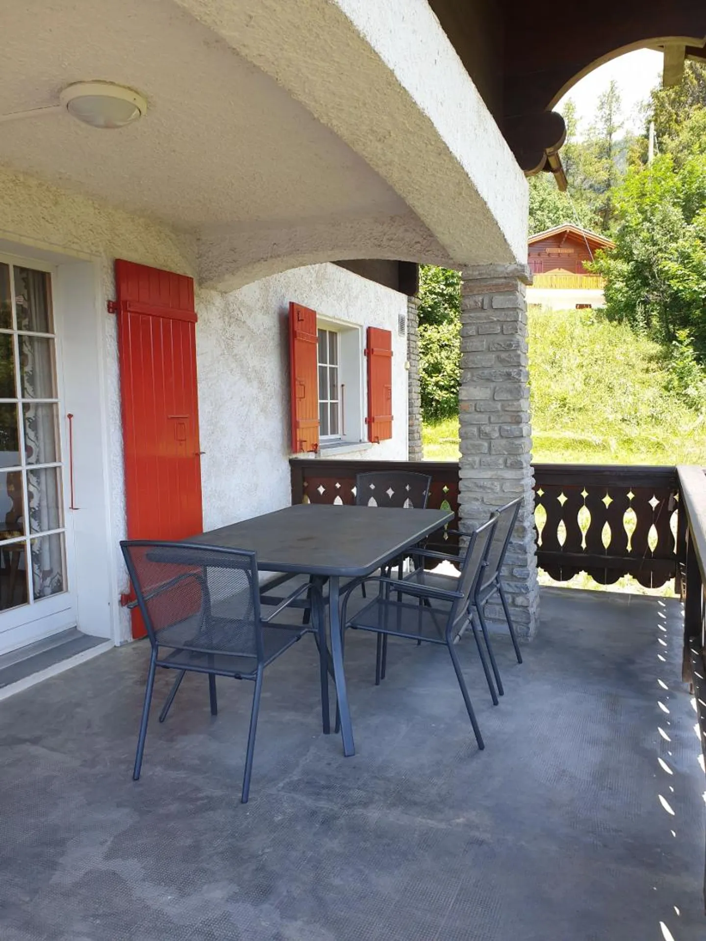 Chalet with Stunning Alpine Views - Photo 13 of 13