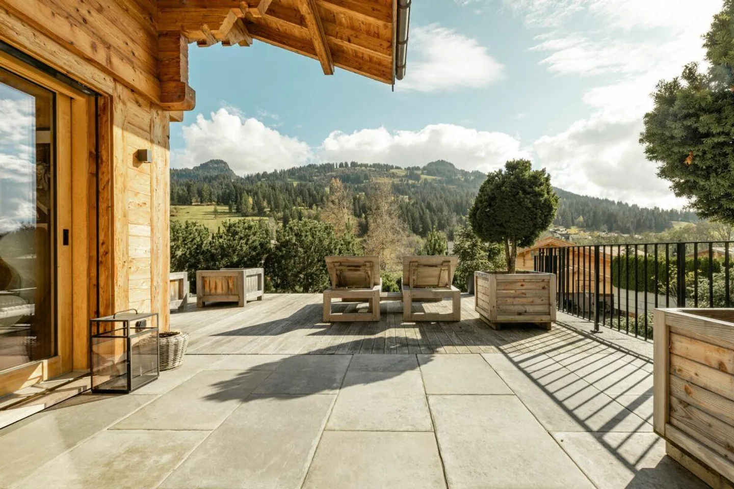 Stilvolles Chalet mit modernem Alpencharme in Schönried - Foto 3 von 21