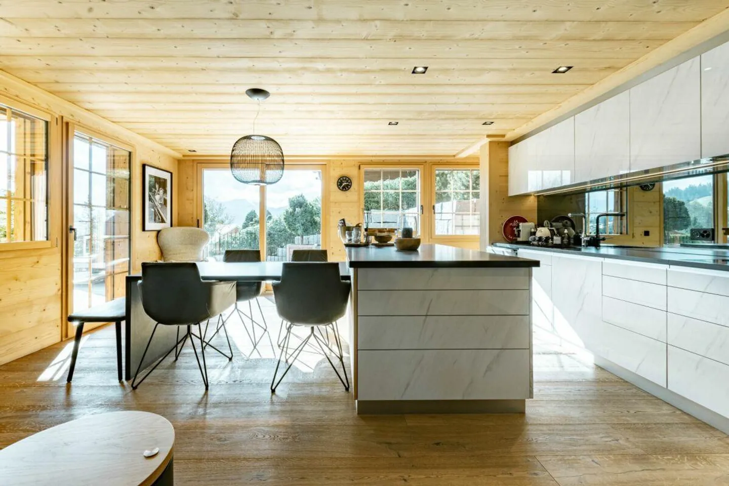 Stilvolles Chalet mit modernem Alpencharme in Schönried - Foto 4 von 21