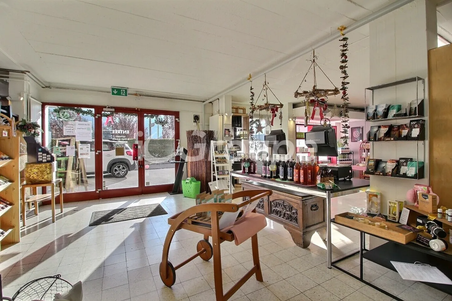 Magnificent commercial space in Sion - Photo 2 of 8