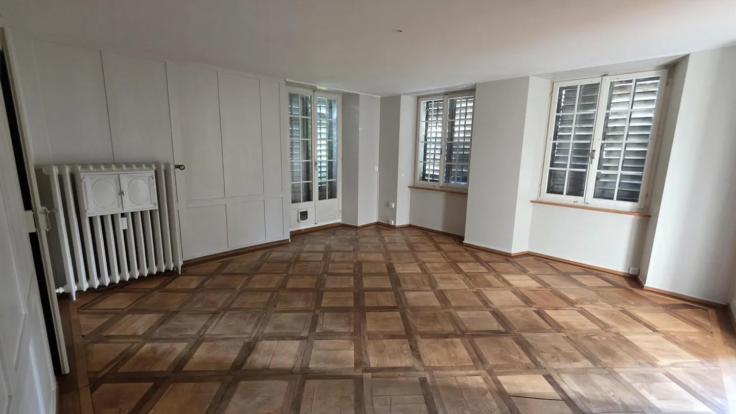 Nuovo appartamento ristrutturato in bella villa - Foto 9 di 14