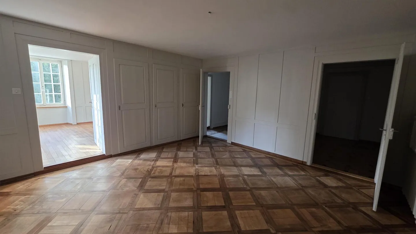 Nuovo appartamento ristrutturato in bella villa - Foto 10 di 14