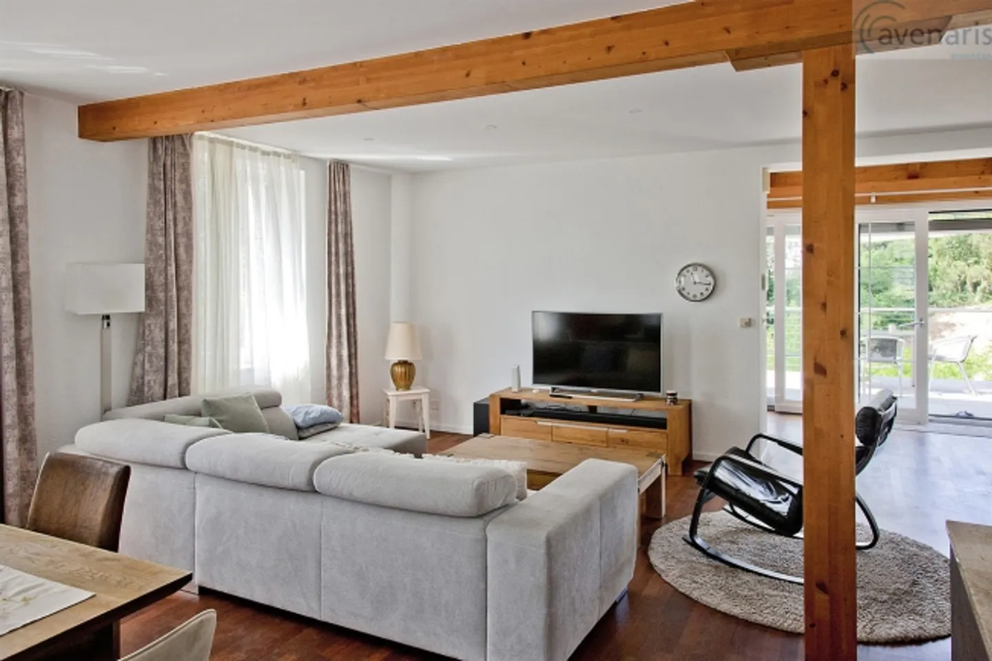 Maison individuelle avec appartement séparé dans un emplacement ensoleillé - Photo 1 sur 17