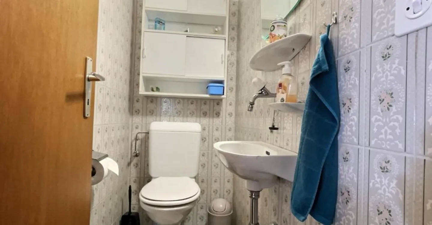 Charmante Attikwohnung mit Aussicht - Foto 10 von 13