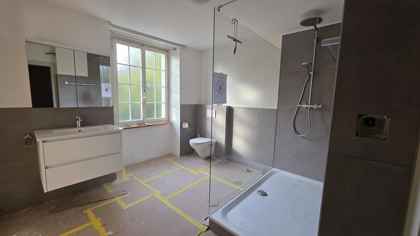 Nuovo appartamento ristrutturato in bella villa - Foto 12 di 14