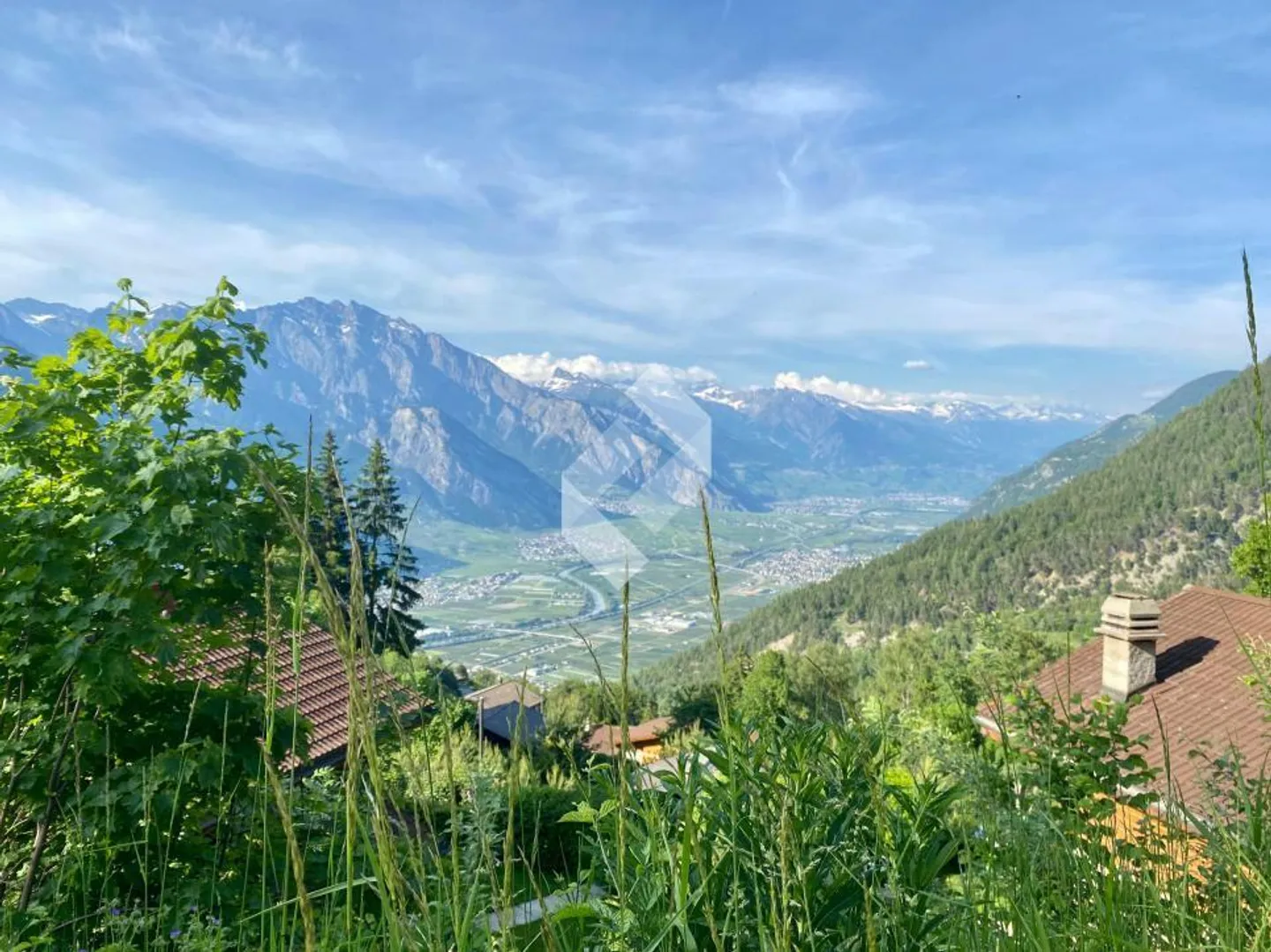 Terreno edificabile con vista sulla valle del Rodano, residenza secondaria approvata! - Foto 1 di 6