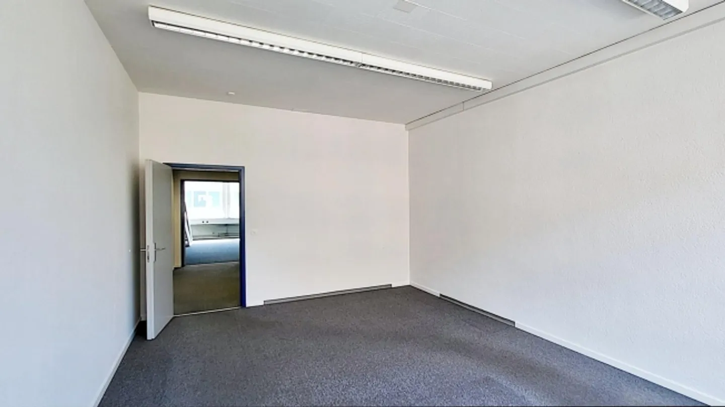 "Expanded office space with six divisions!" - Photo 5 of 8