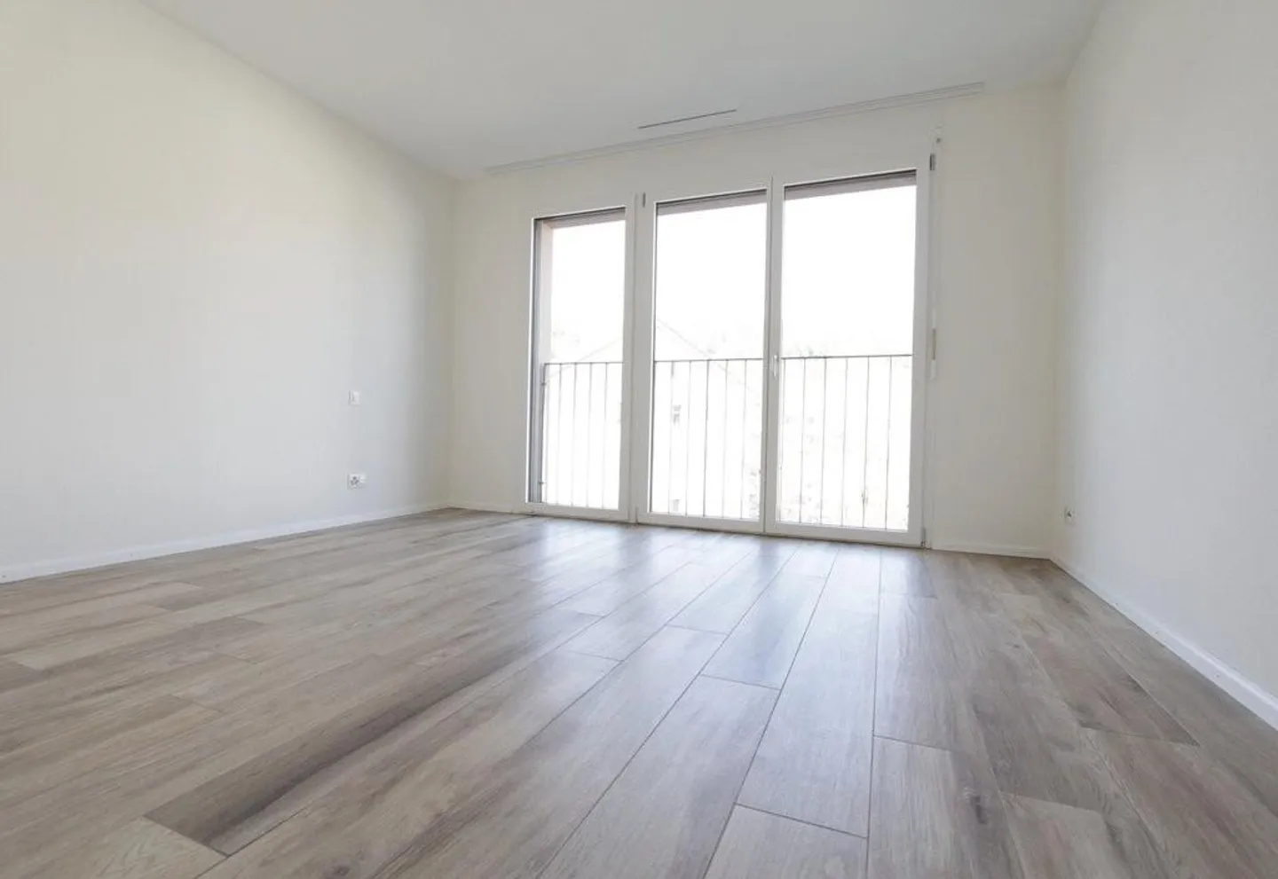 Moderne Wohnung mit Waschküche - Foto 3 von 11