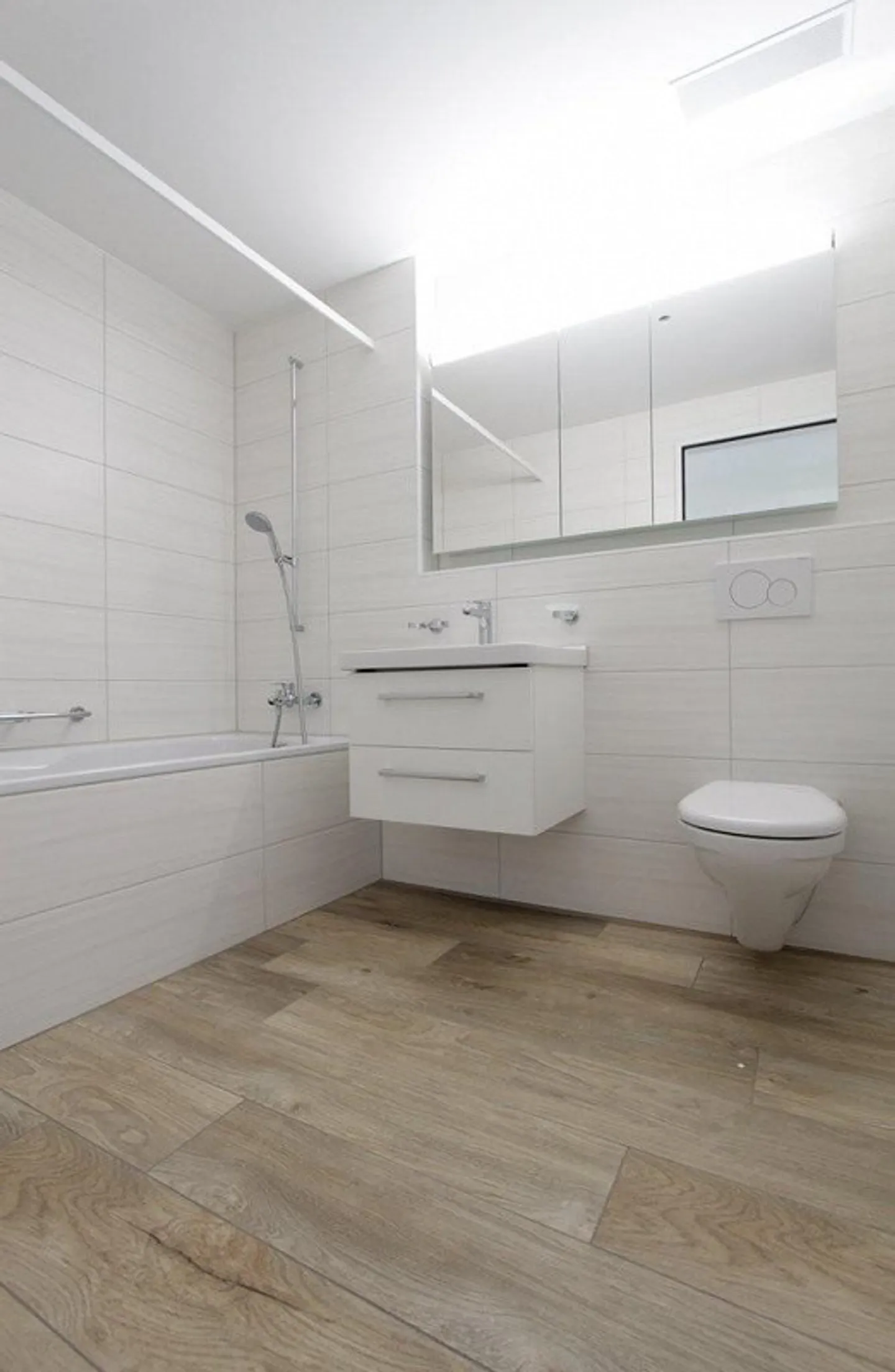 Moderne Wohnung mit Waschküche - Foto 4 von 11