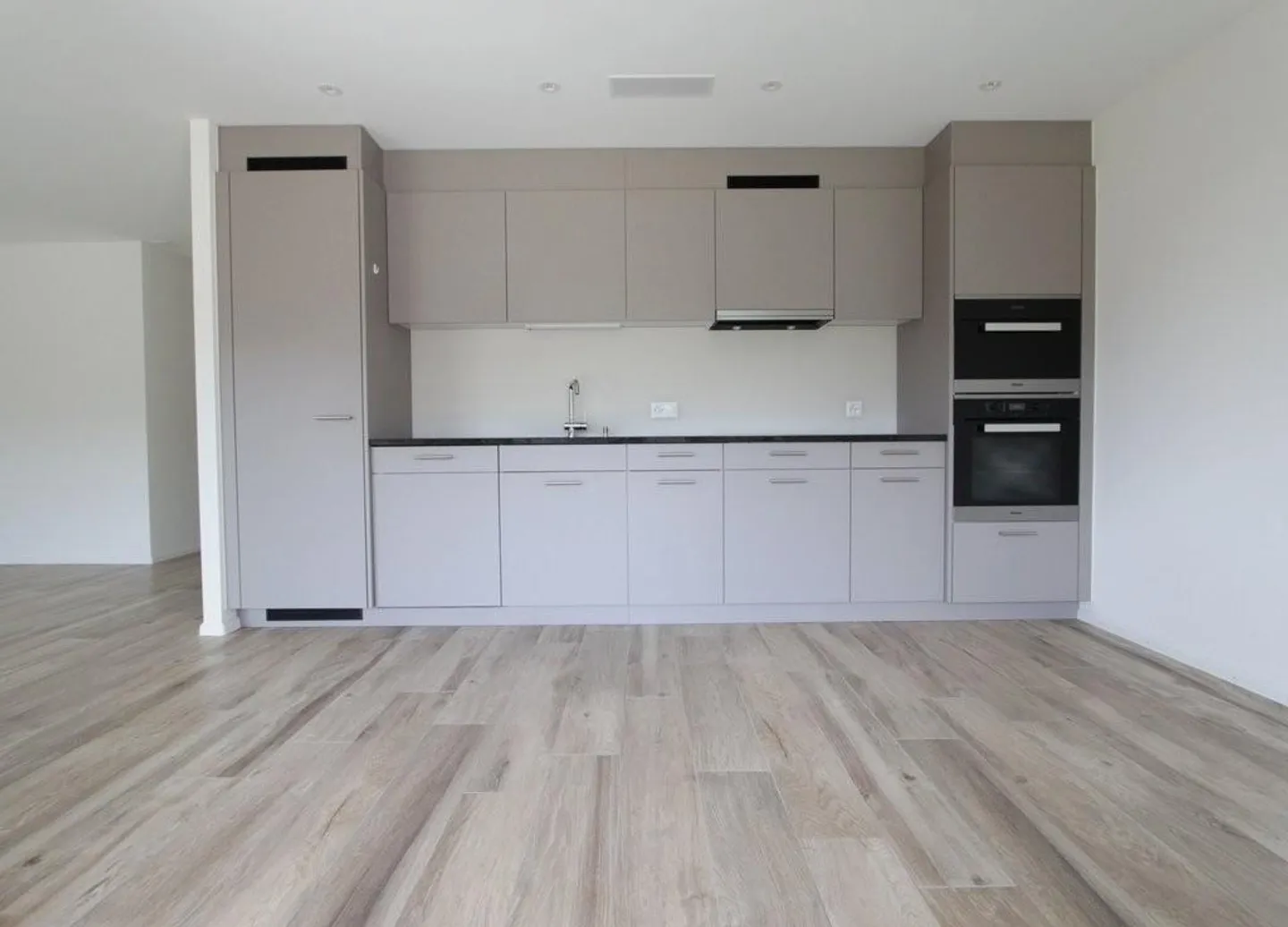 Moderne Wohnung mit Waschküche - Foto 9 von 11