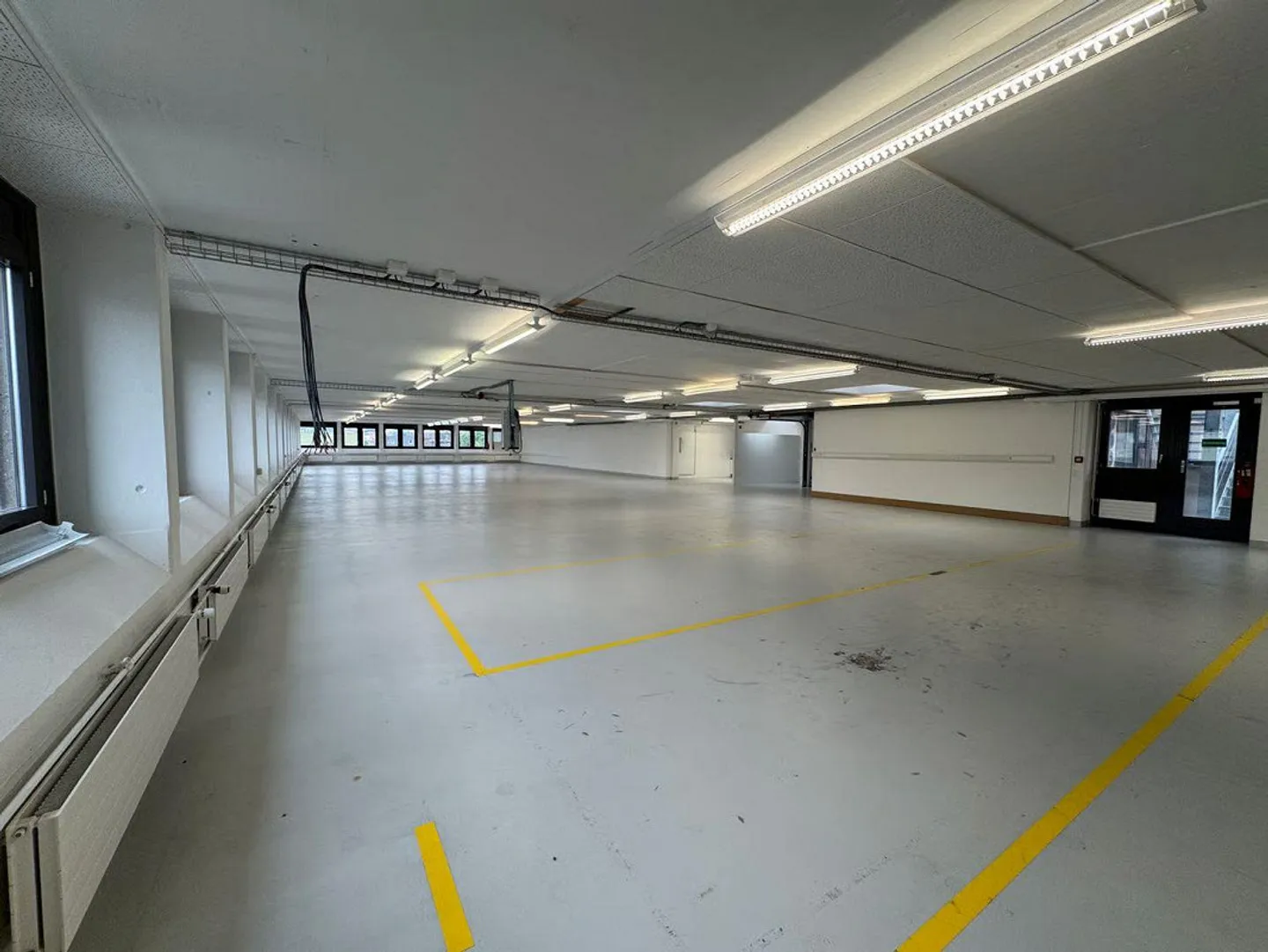Moderne Gewerbefläche in Münsingen - Foto 9 von 16