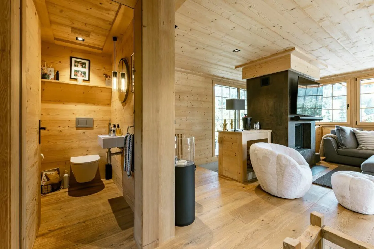 Stilvolles Chalet mit modernem Alpencharme in Schönried - Foto 8 von 21