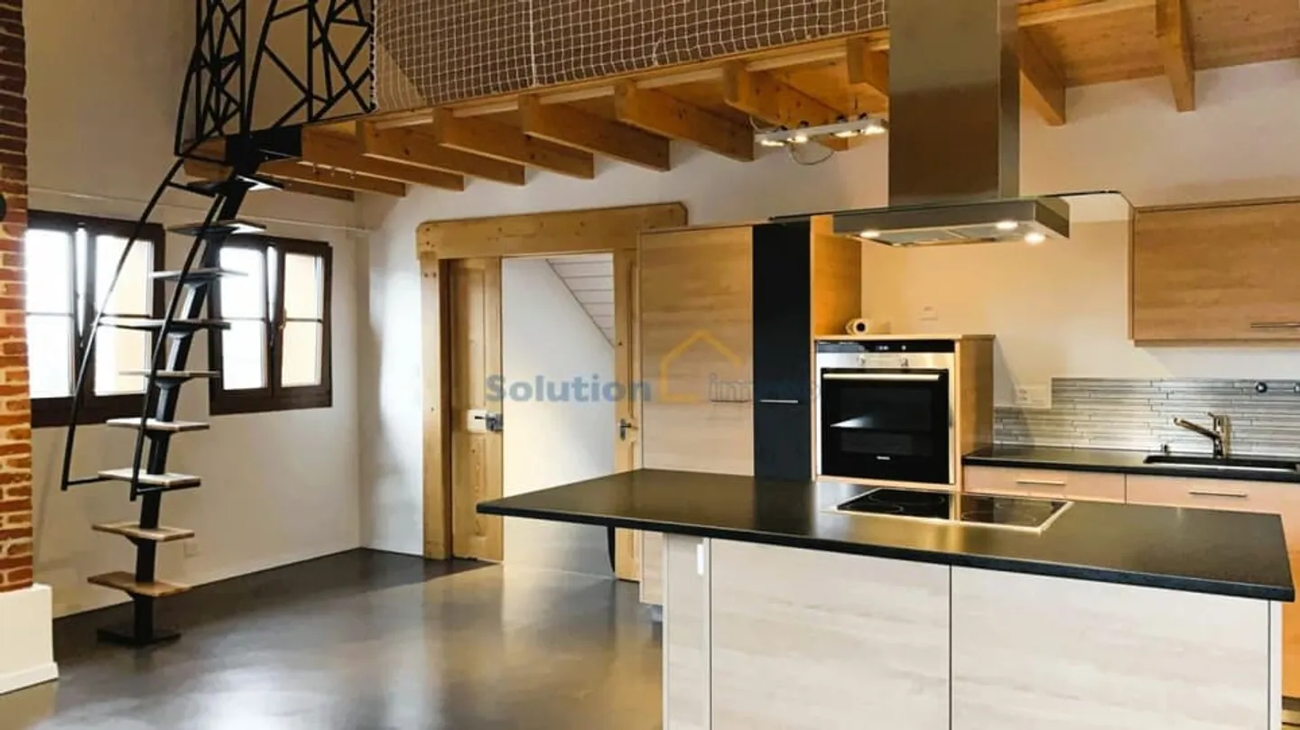 Beautiful renovated farmhouse with 2 apartments - Photo 8 of 13