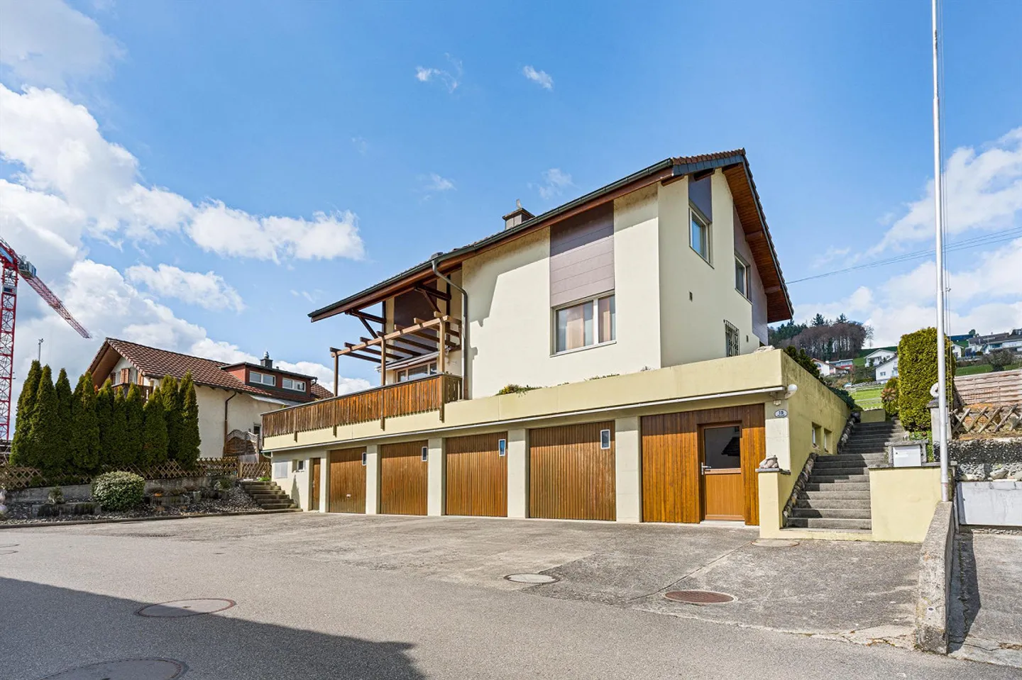 Incantevole Casa Familiare con Giardino - Foto 4 di 12