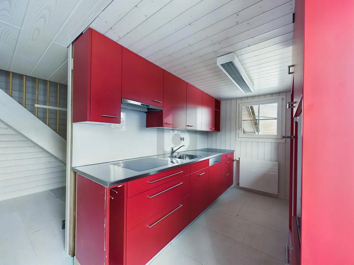 Gemischt genutztes Gebäude 10.5 Zimmer - Foto 5 von 6