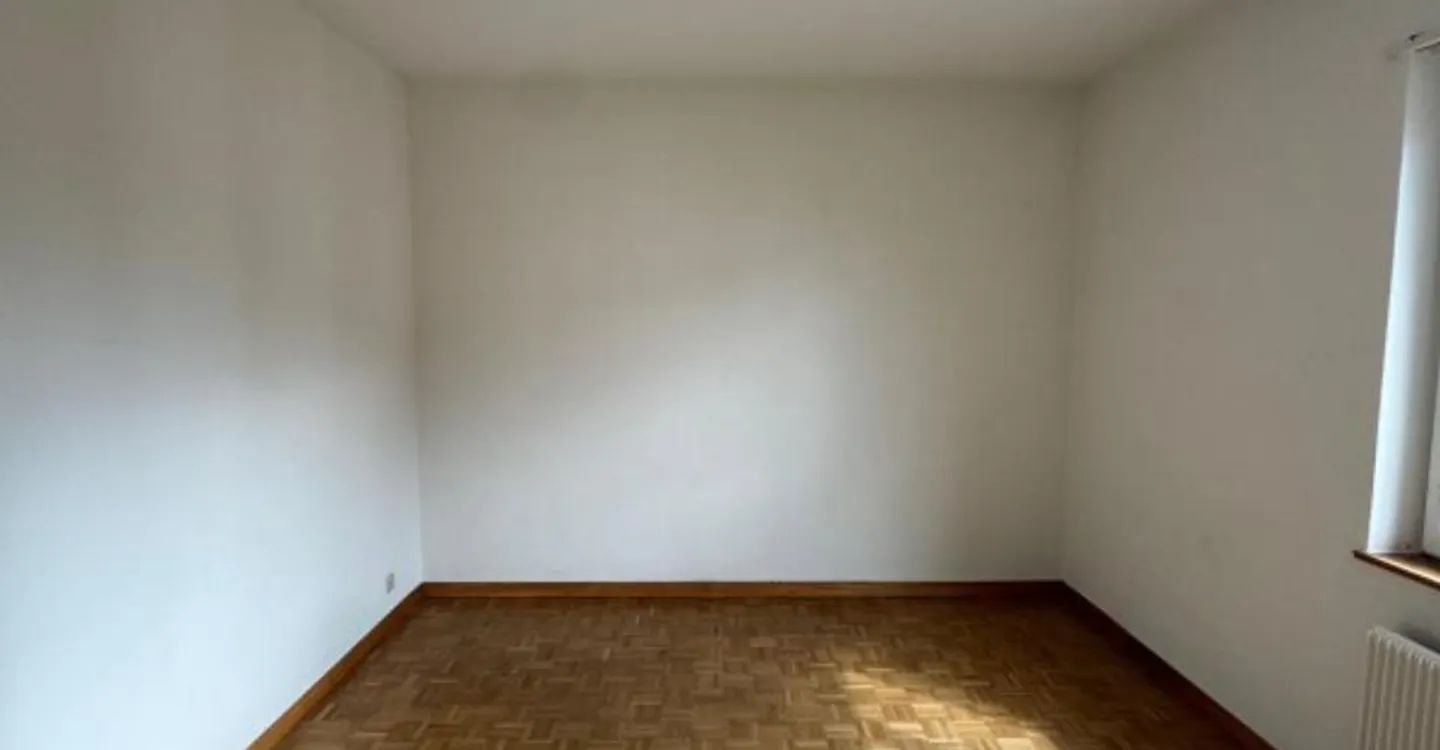 01314 - 3-Zimmer-Wohnung - Sous-les-Vignes 1 und 1a - ST-BLAISE - Foto 4 von 7