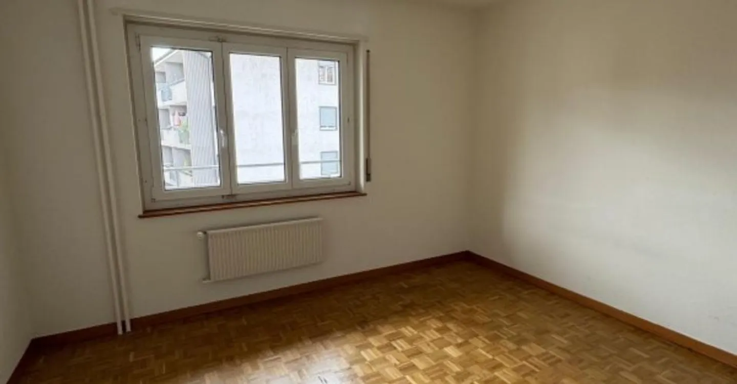 01314 - 3-Zimmer-Wohnung - Sous-les-Vignes 1 und 1a - ST-BLAISE - Foto 2 von 7