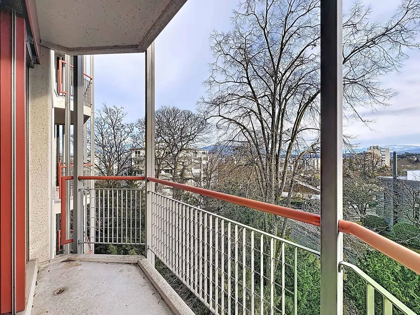 Apartment with 6 rooms, balconies and loggia - Photo 11 of 11