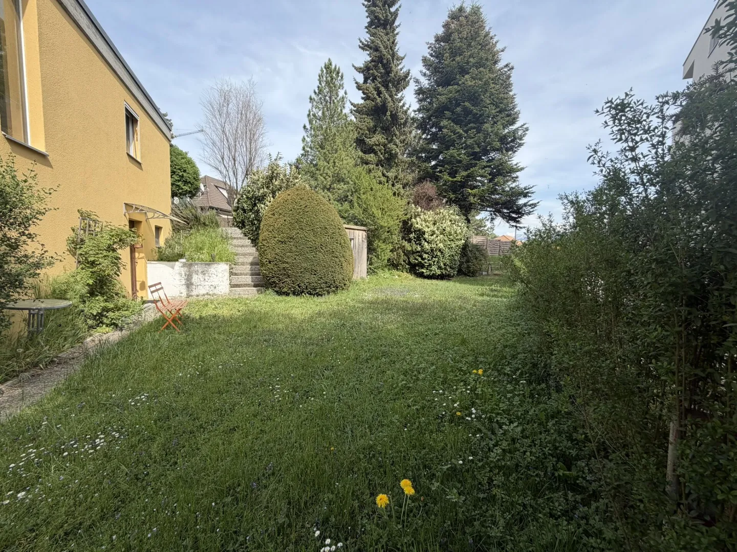 Spaziosa Villa A Schiera - Foto 5 di 6