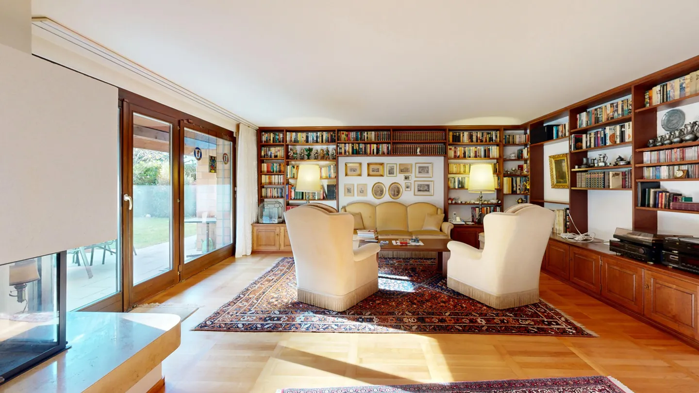 Detached 6.5-room single-family house with garage - Photo 5 of 27