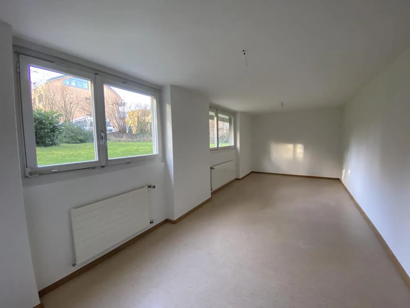 Spacious Studio in the Center of Therwil - Photo 2 of 5