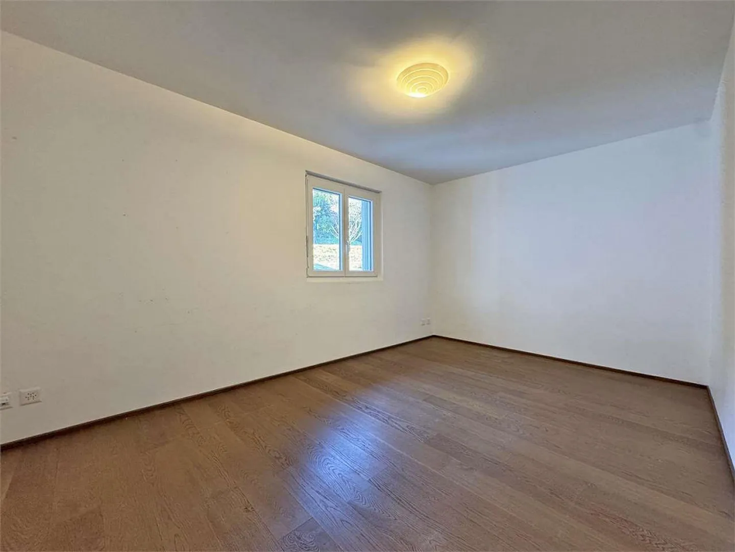 Pura - Bright duplex apartment with 5.5 rooms and attic - Photo 4 of 11