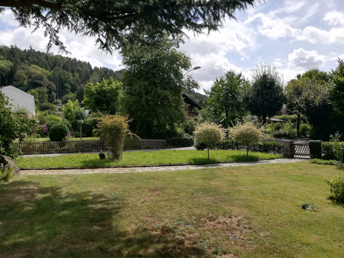 Elegante casa unifamiliare con grande giardino - Foto 18 di 21