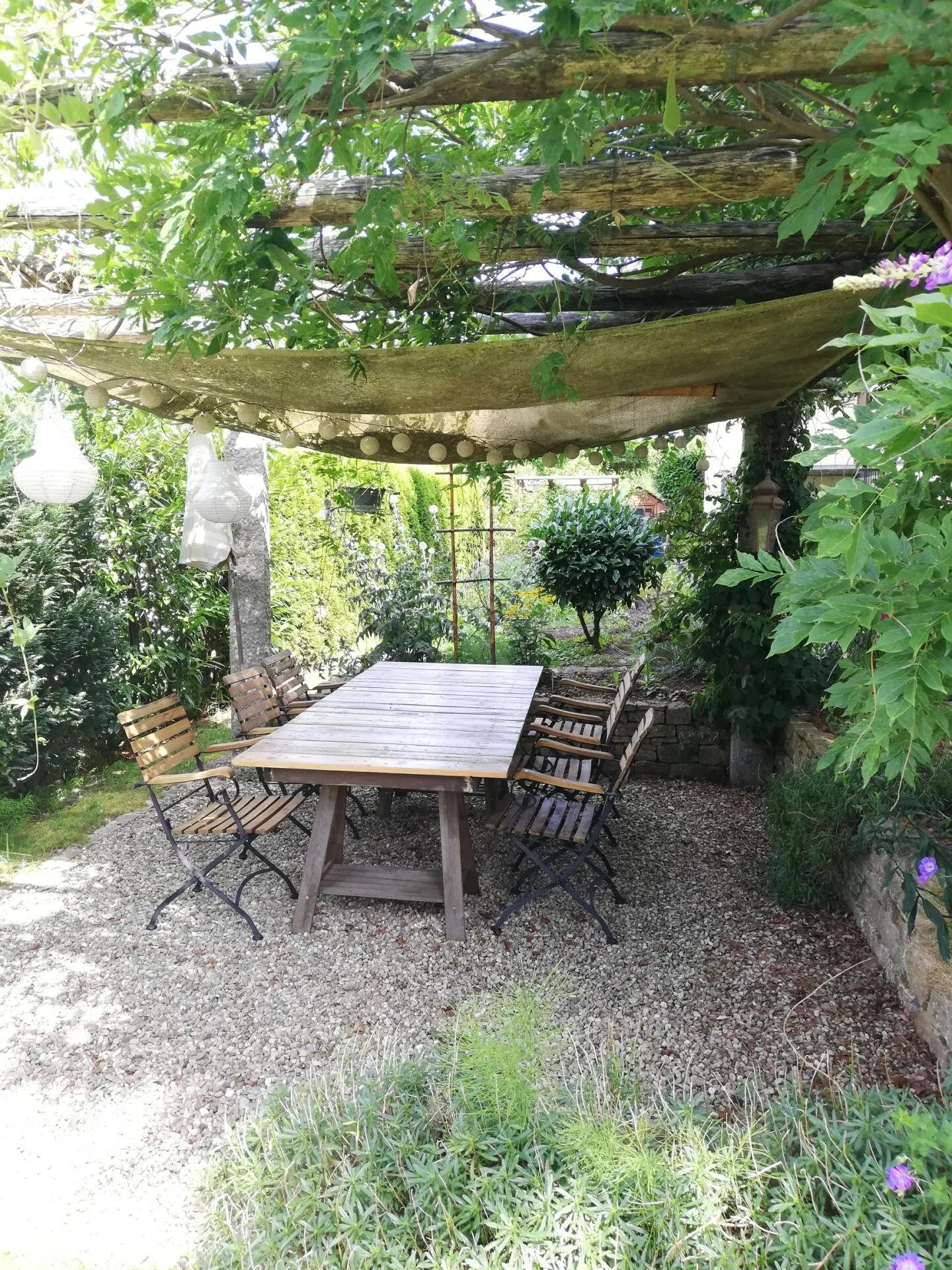 Elegante casa unifamiliare con grande giardino - Foto 20 di 21