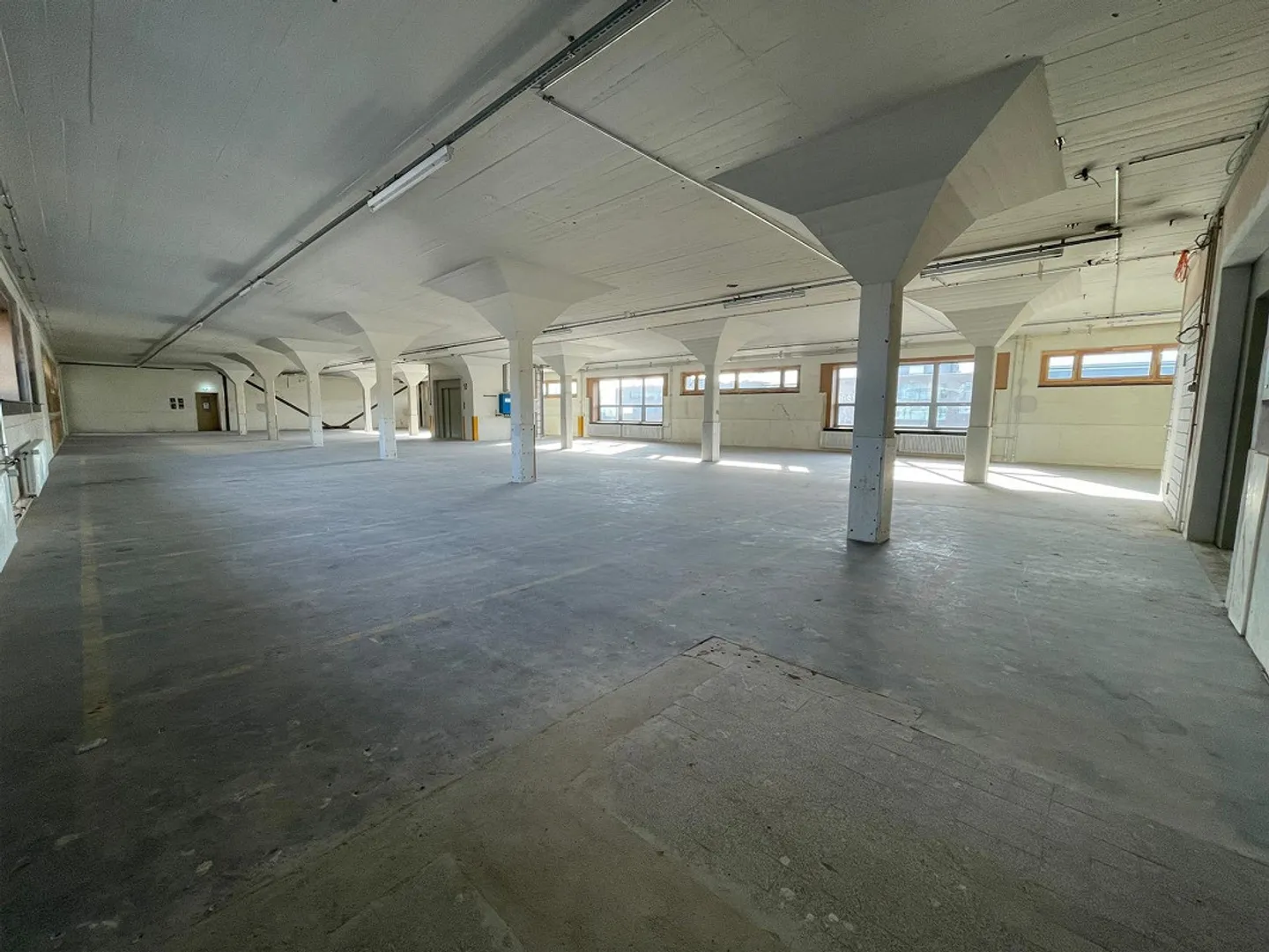 Spazio commerciale nella «Zentrale Pratteln» - realizzate i vostri sogni - Foto 3 di 6