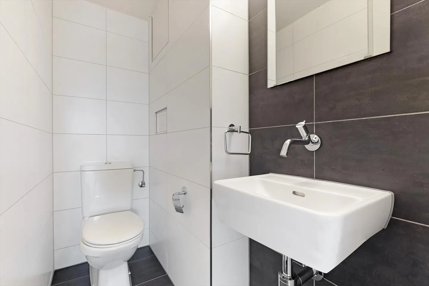 Apartment for rent - Photo 8 of 9