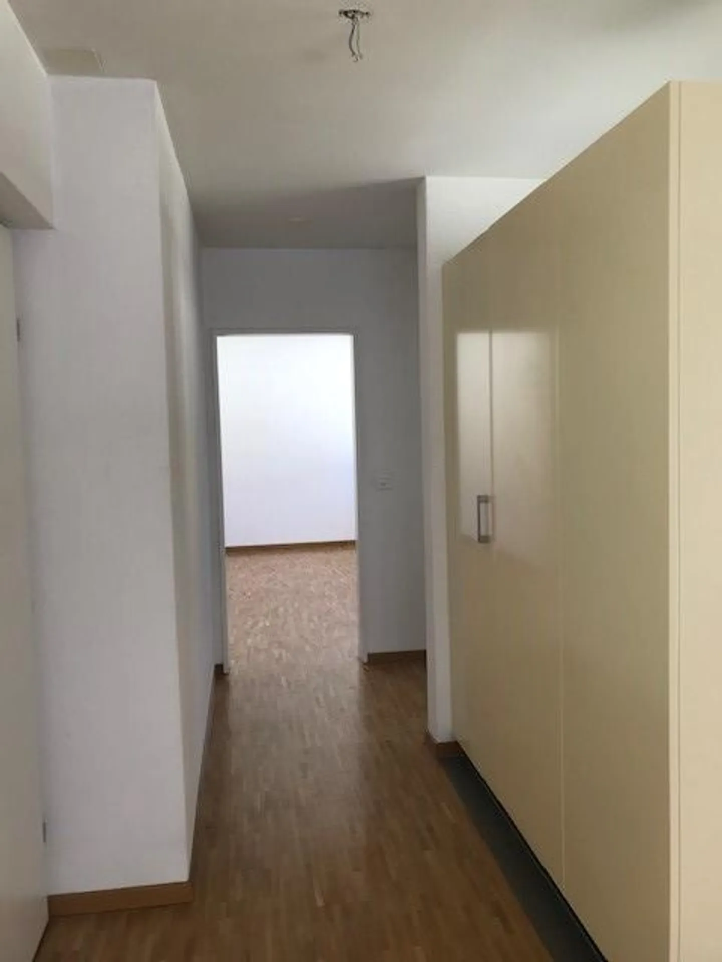 Helle Wohnung mit Balkon - Foto 5 von 8