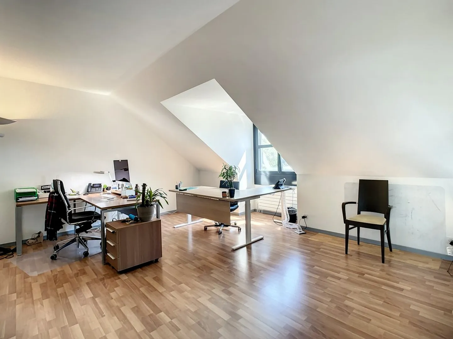 Ideales Büro - Foto 1 von 6