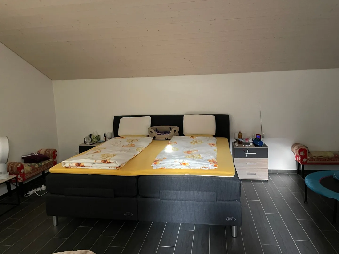 Esclusiva villa unifamiliare di 8 locali con finiture di pregio e incantevole giardino - Foto 8 di 12